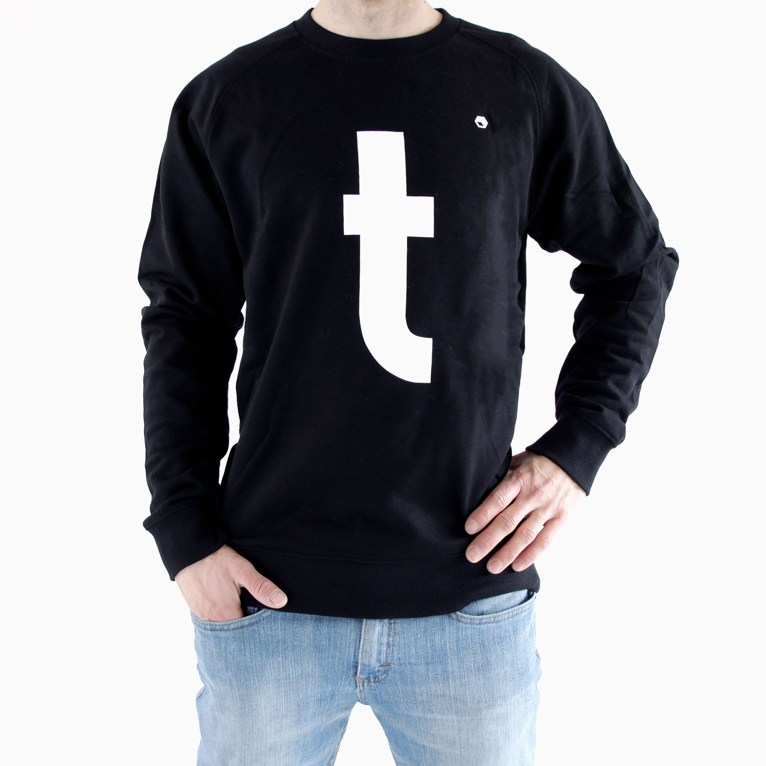 Flathold-apparel-sweat-t-black